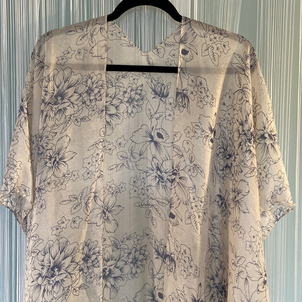 Ivory and Navy Floral Print Kimono with Pearls